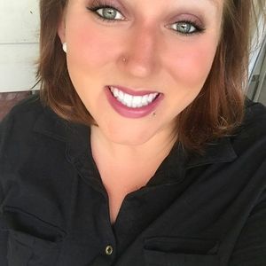 Meet your Posher, Stacy l